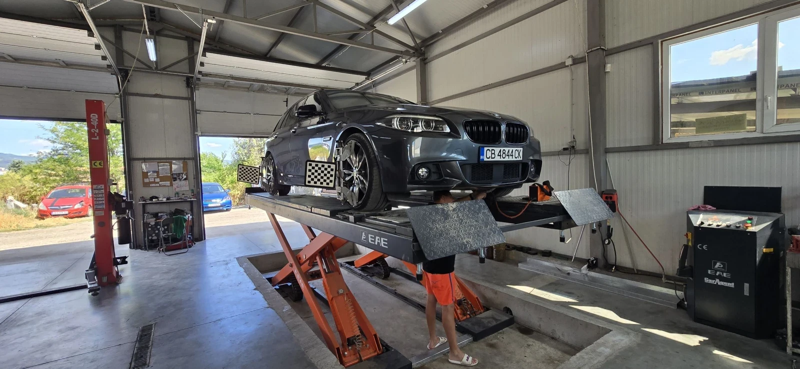 BMW 530, снимка 16 - Автомобили и джипове - 54061218