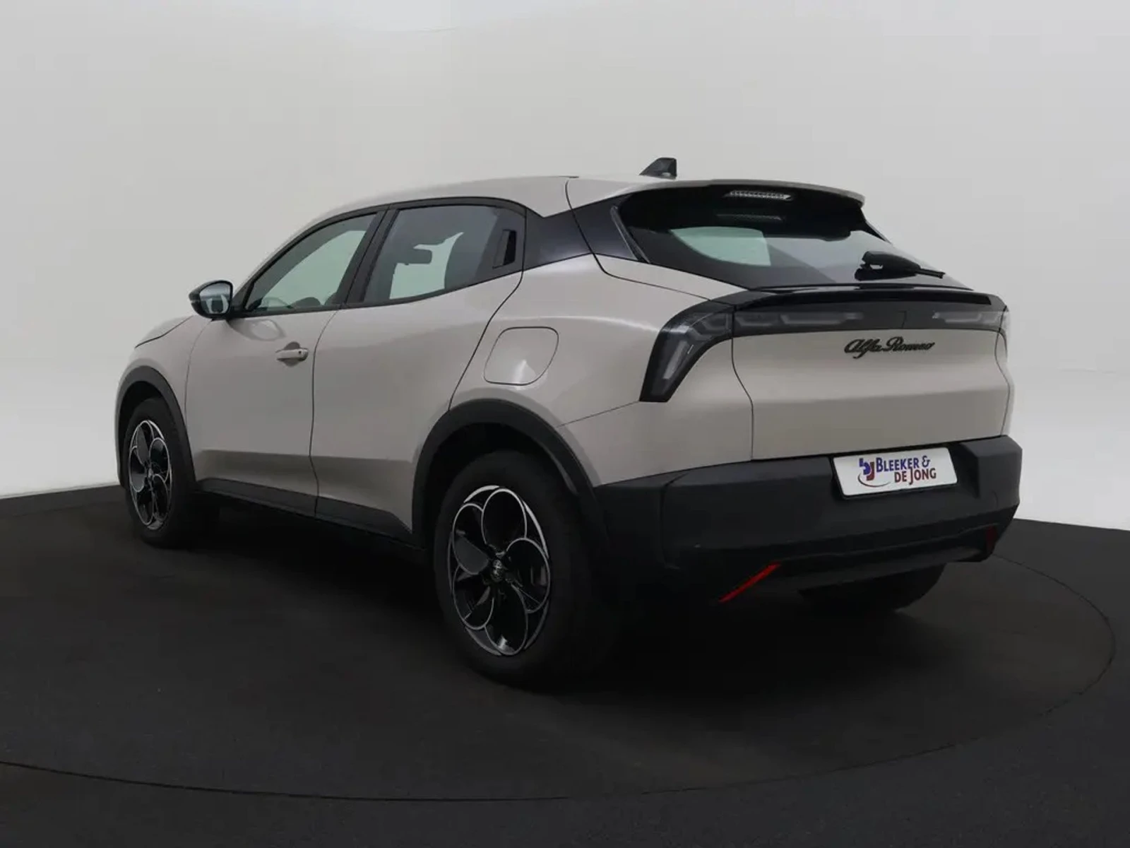 Alfa Romeo Junior | Mobile.bg � ����������� 4