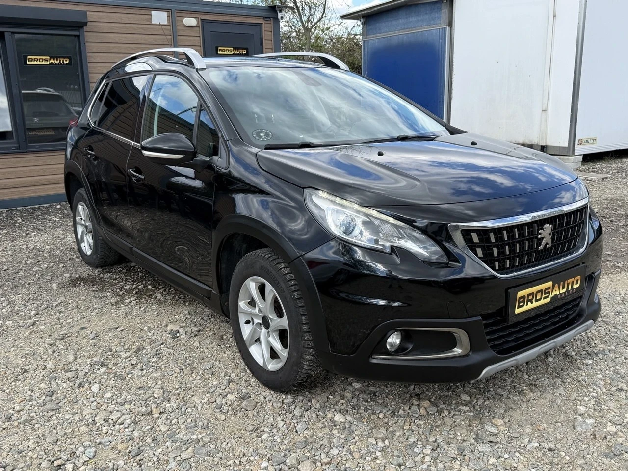 Peugeot 2008 1.6 HDI-PANORAMA-KAMERA , снимка 3 - Автомобили и джипове - 54150088
