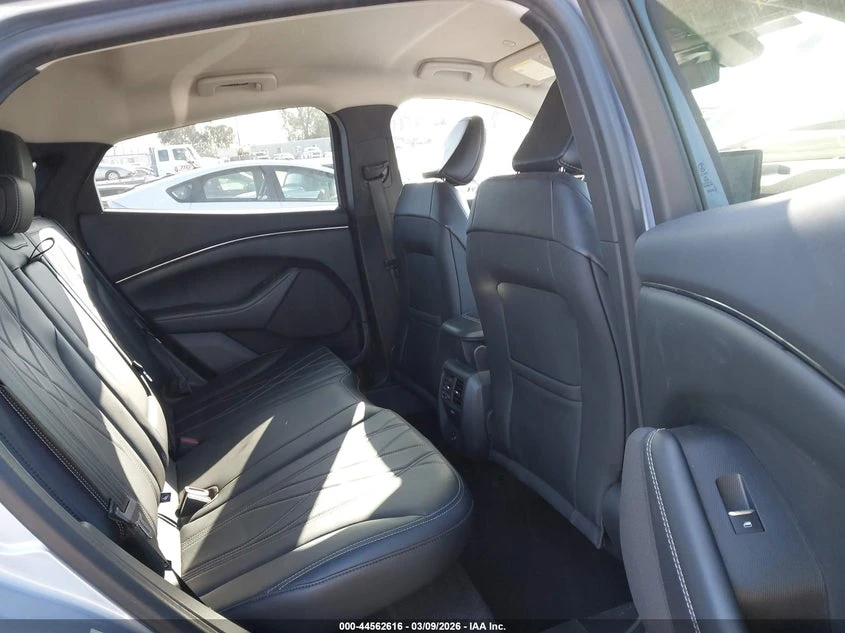 Ford Mustang Select RWD, снимка 8 - Автомобили и джипове - 54161358