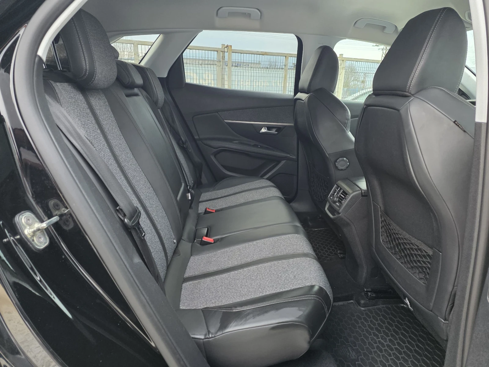 Peugeot 3008 1.6HDI ALLURE AUTOMATIC, снимка 10 - Автомобили и джипове - 54196997