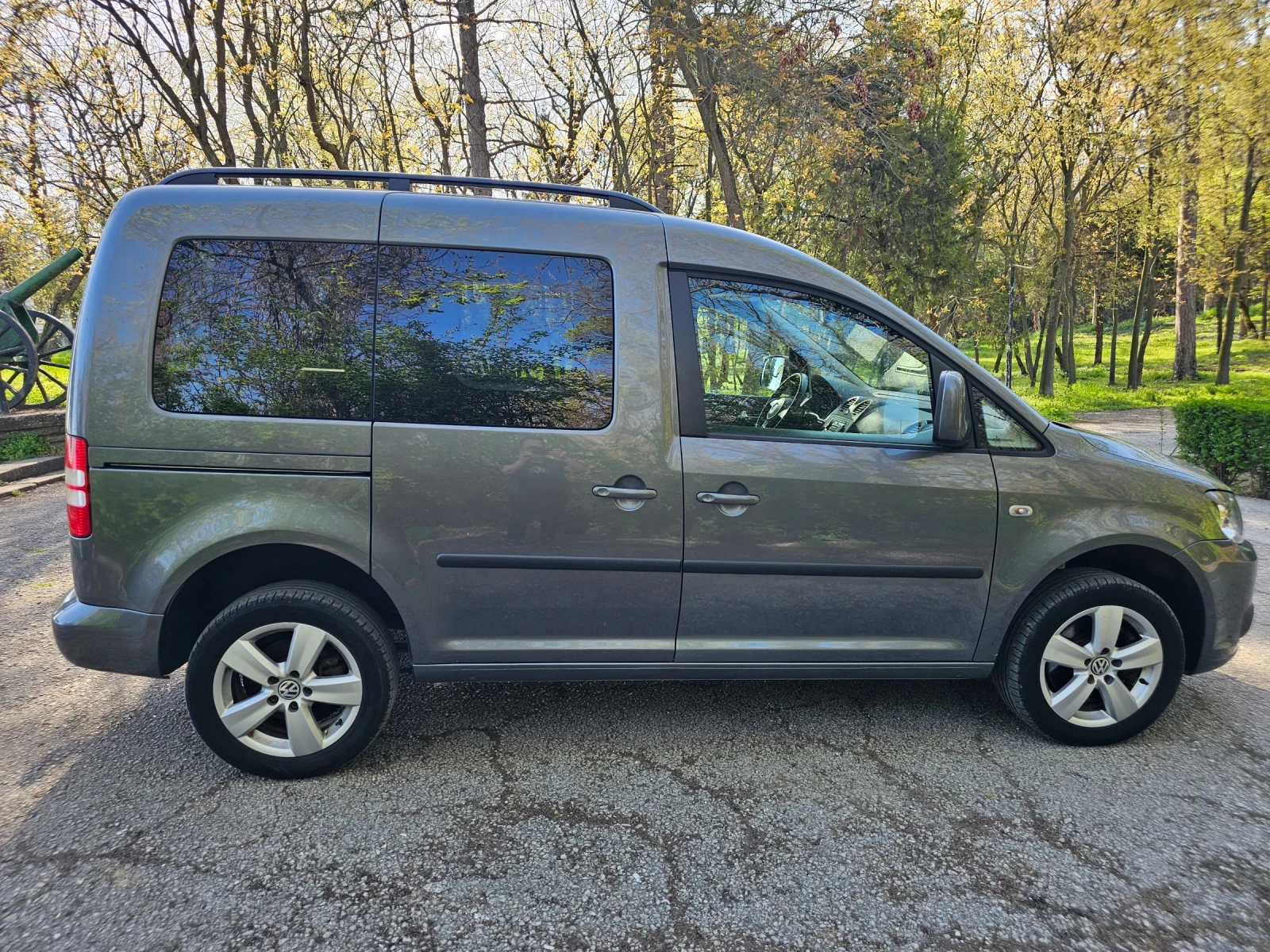 VW Caddy 2.0 TDI  140кс 4 MOTION 4X4, снимка 5 - Автомобили и джипове - 54223202