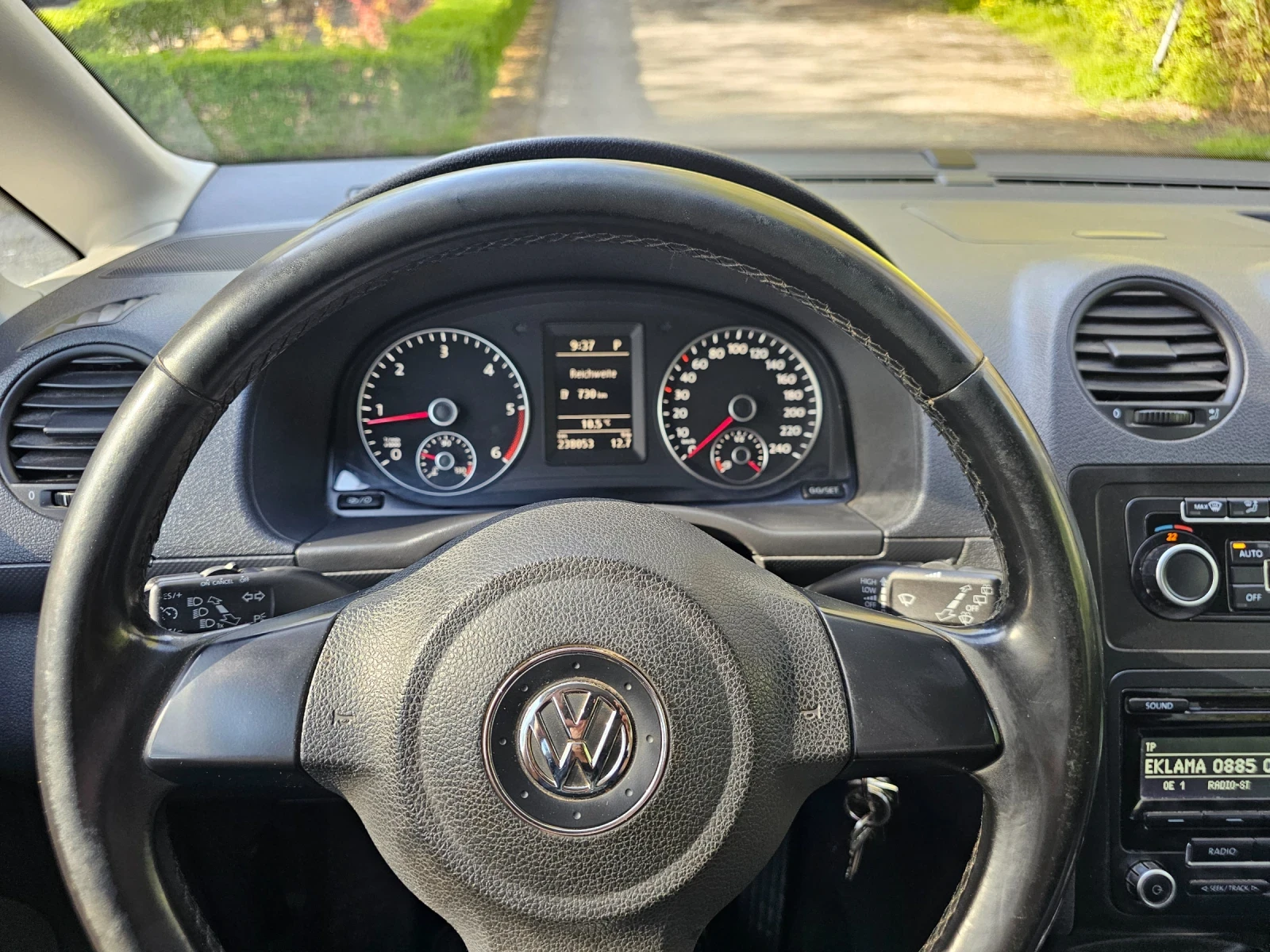 VW Caddy 2.0 TDI  140кс 4 MOTION 4X4, снимка 2 - Автомобили и джипове - 54223202