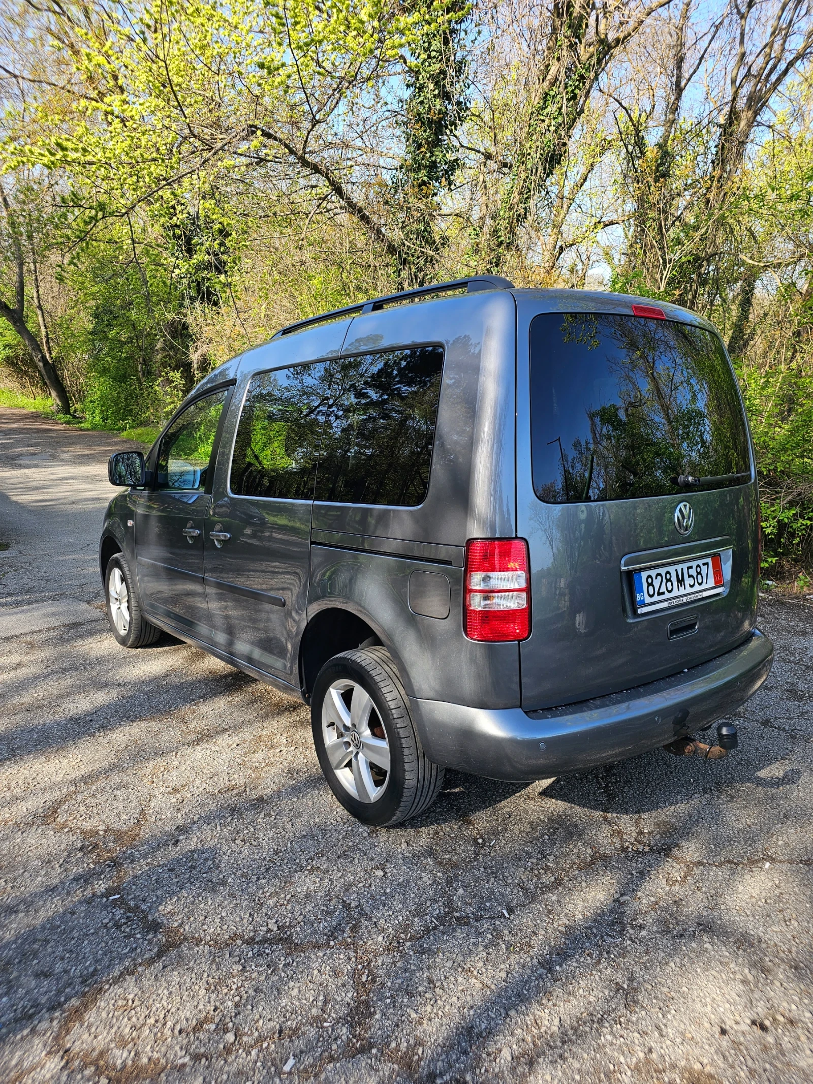 VW Caddy 2.0 TDI  140кс 4 MOTION 4X4, снимка 3 - Автомобили и джипове - 54223202