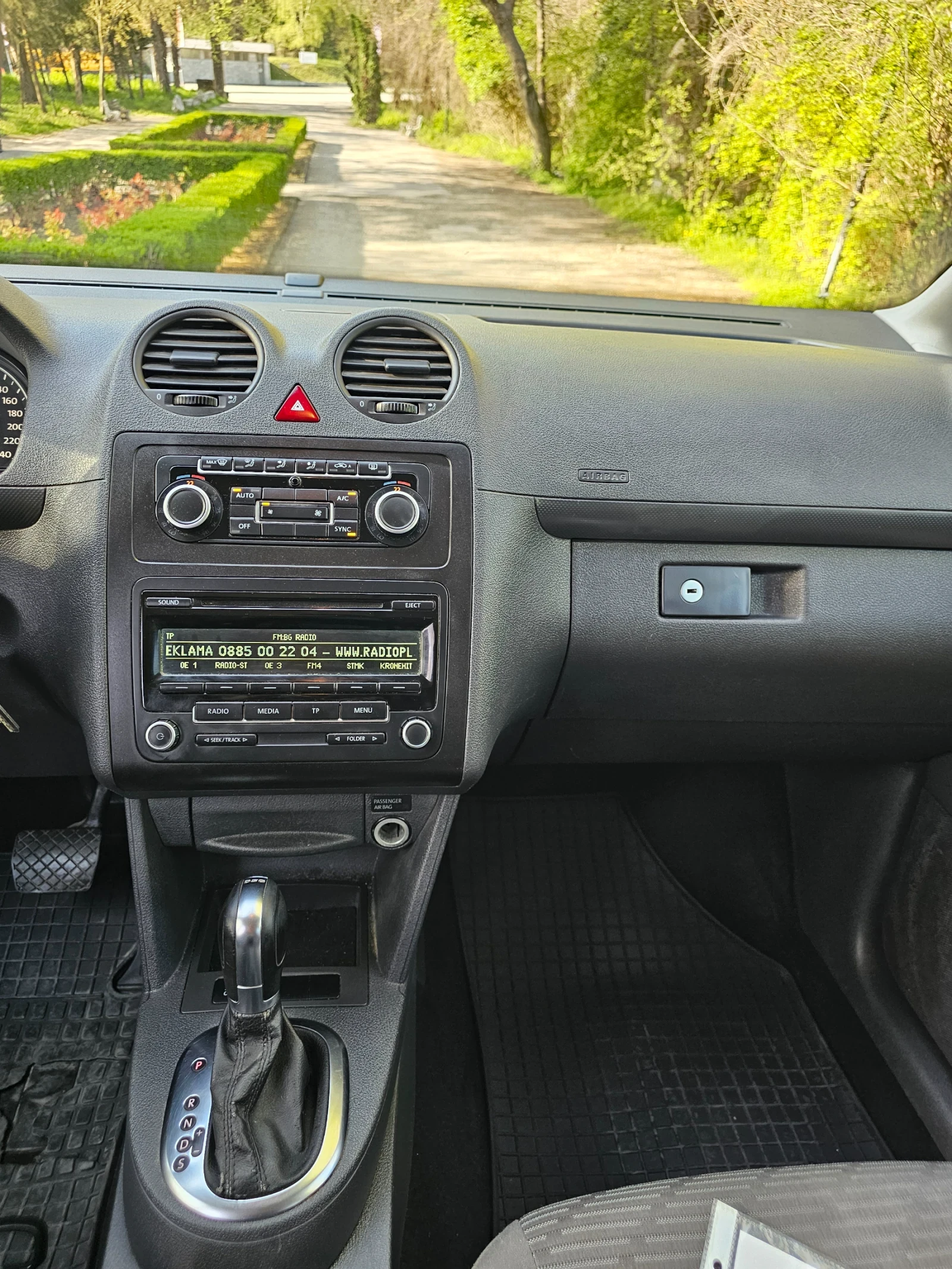 VW Caddy 2.0 TDI  140кс 4 MOTION 4X4, снимка 11 - Автомобили и джипове - 54223202