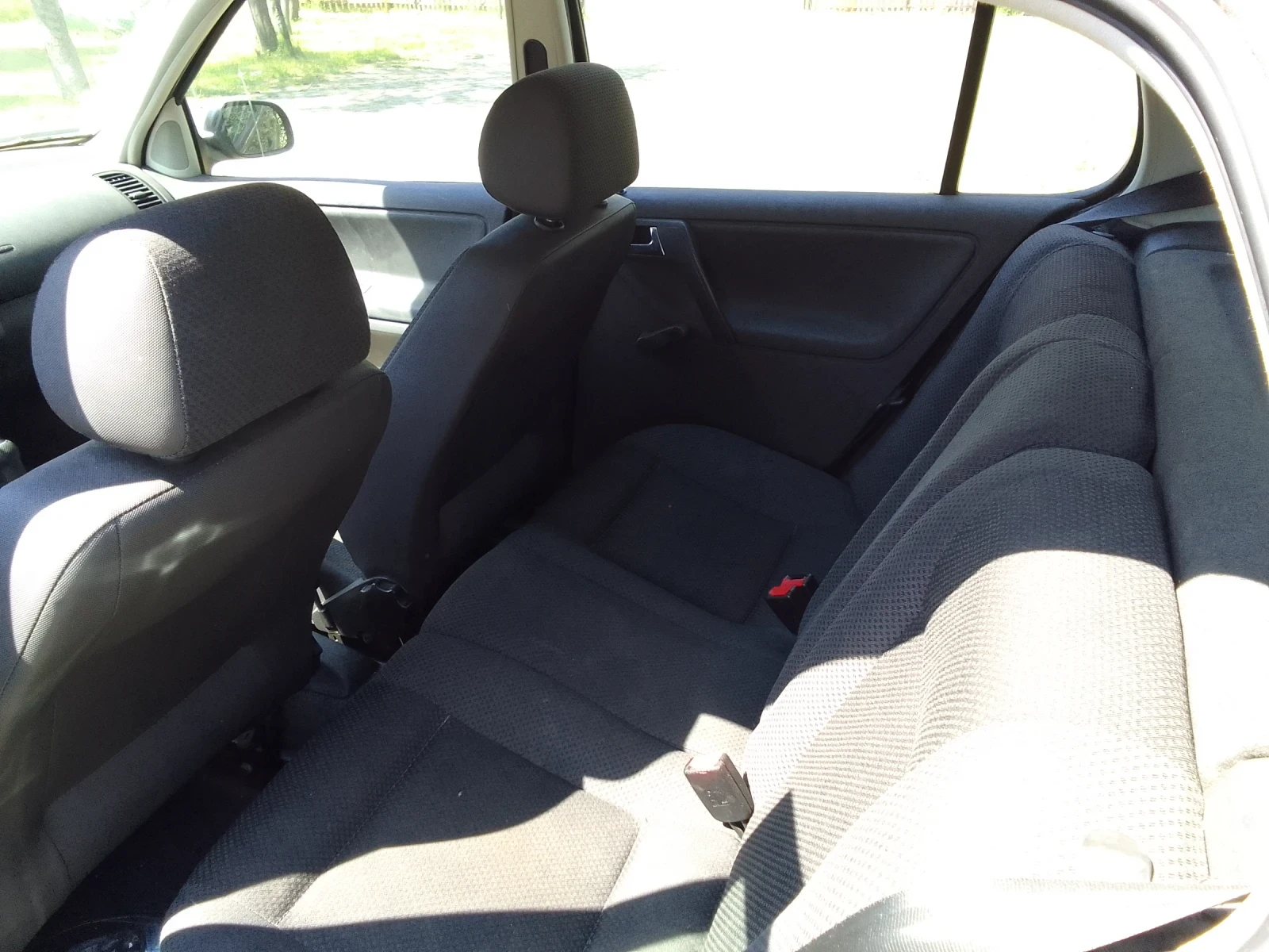 VW Polo 1.4 PMI, снимка 6 - Автомобили и джипове - 54306952