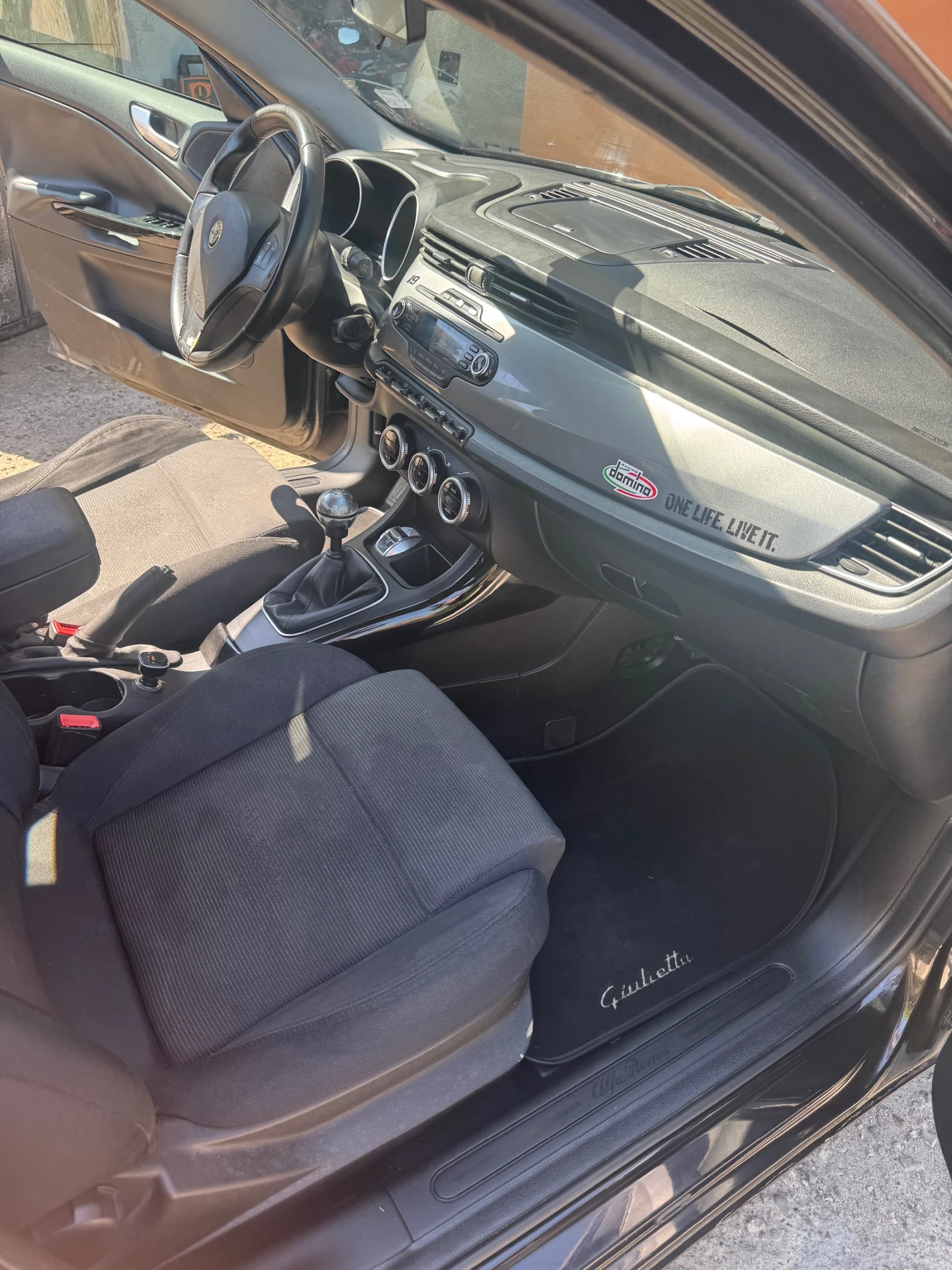 Alfa Romeo Giulietta, снимка 5 - Автомобили и джипове - 54454898
