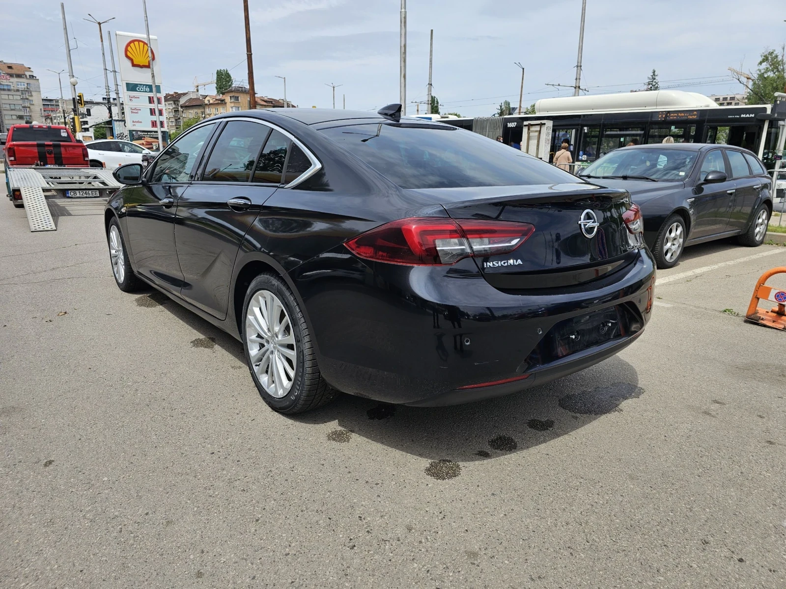 Opel Insignia Бяла кожа, обдухване, подгрев. Колата е като нова, снимка 7 - Автомобили и джипове - 54620733