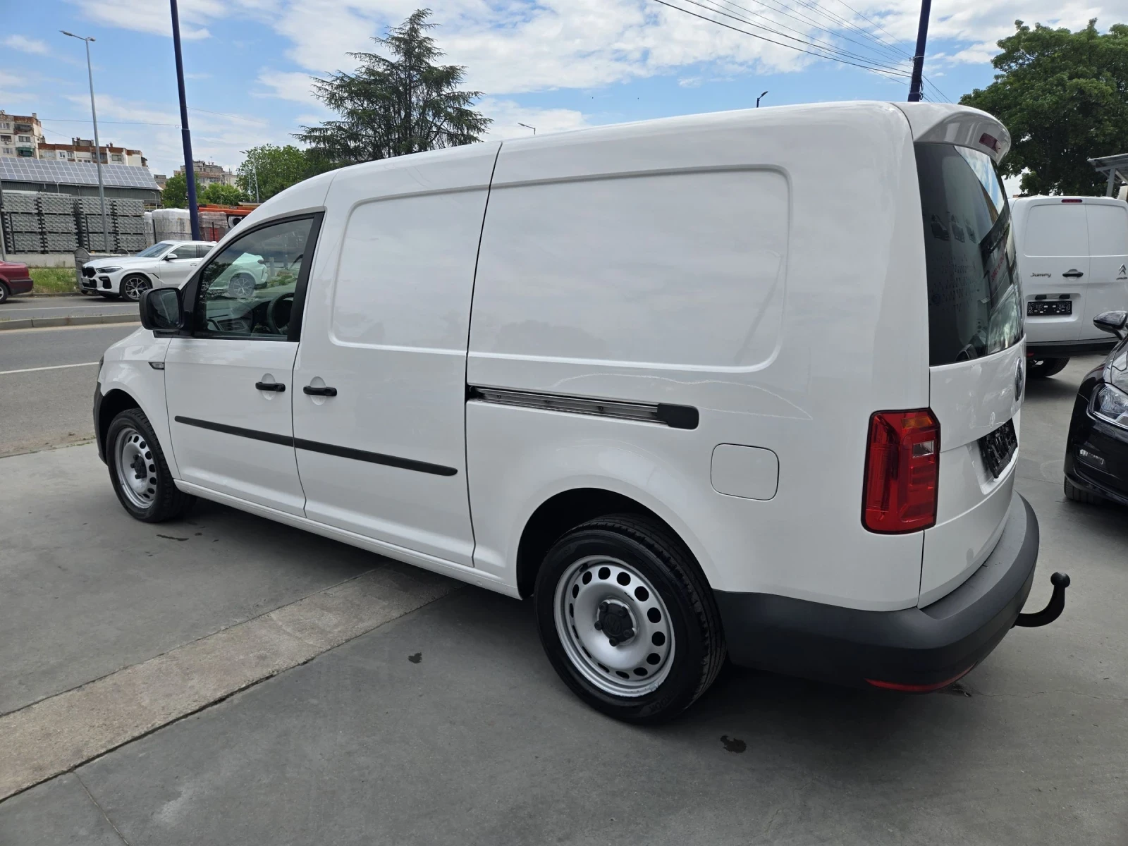 VW Caddy 2.0 TDI MAXI автоматик, снимка 5 - Автомобили и джипове - 54628672