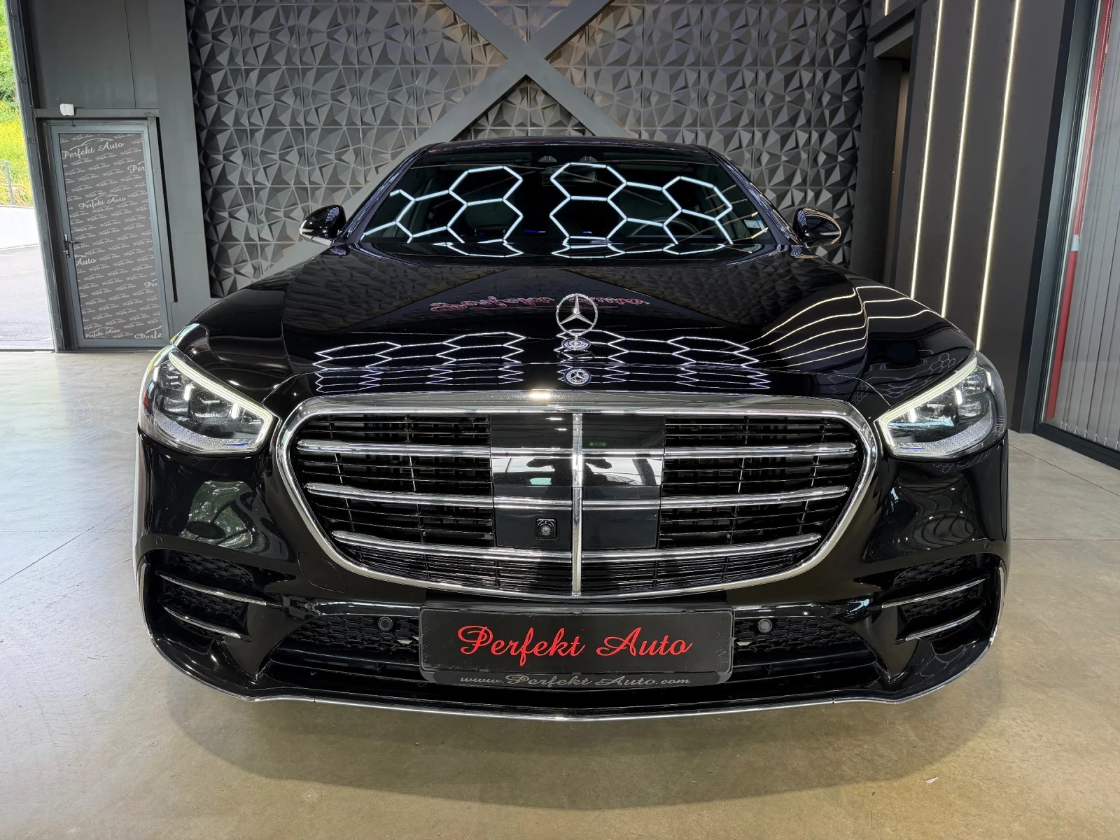 Mercedes-Benz S 450 d LONG AMG * FULL Екстри* BURMESTER* ПАНО* HEAD UP, снимка 2 - Автомобили и джипове - 54809533