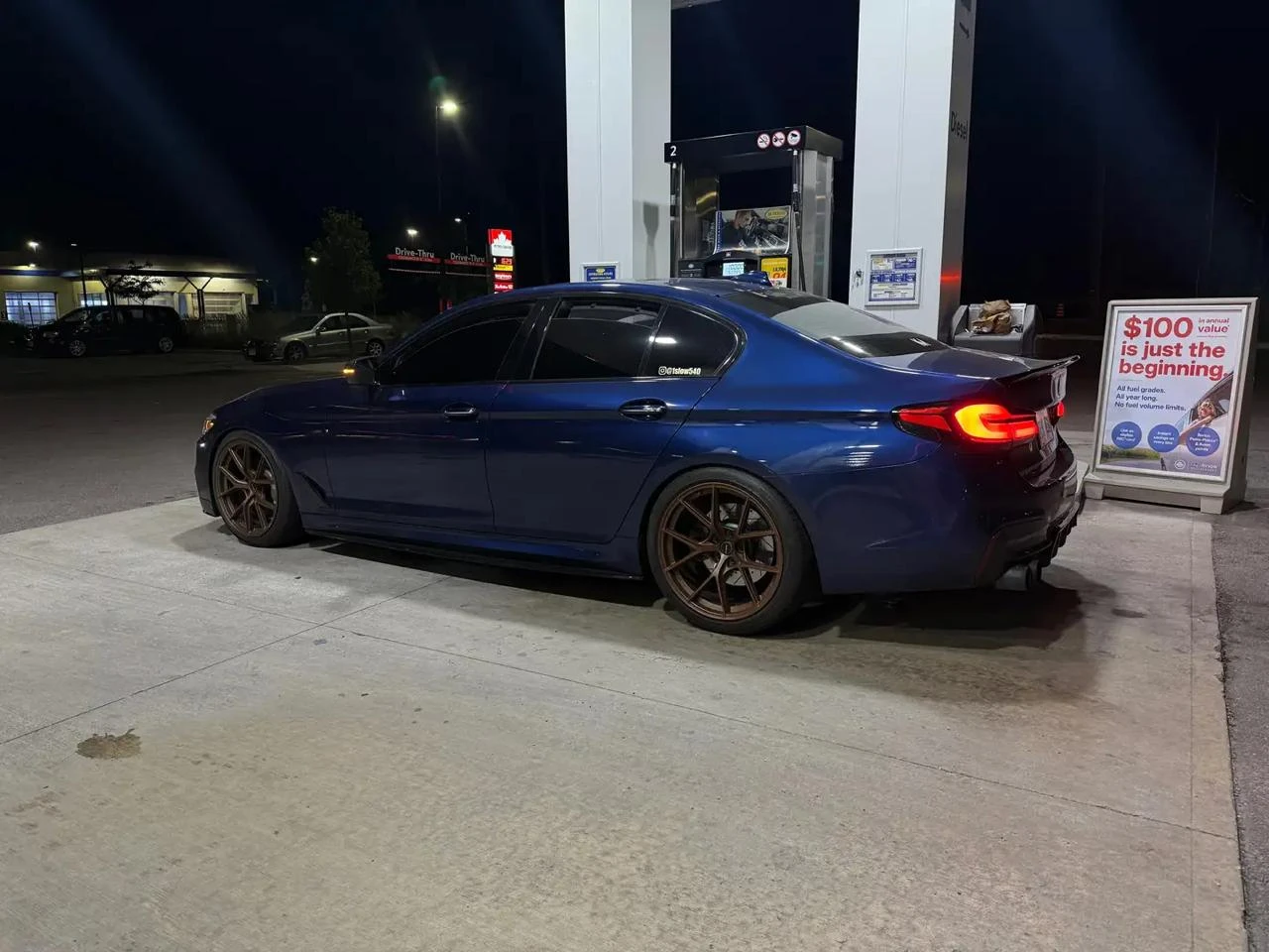 BMW 540 М пакет* 360* Обдух* Пано* Масаж* Stage2* MHD* , снимка 3 - Автомобили и джипове - 55201949