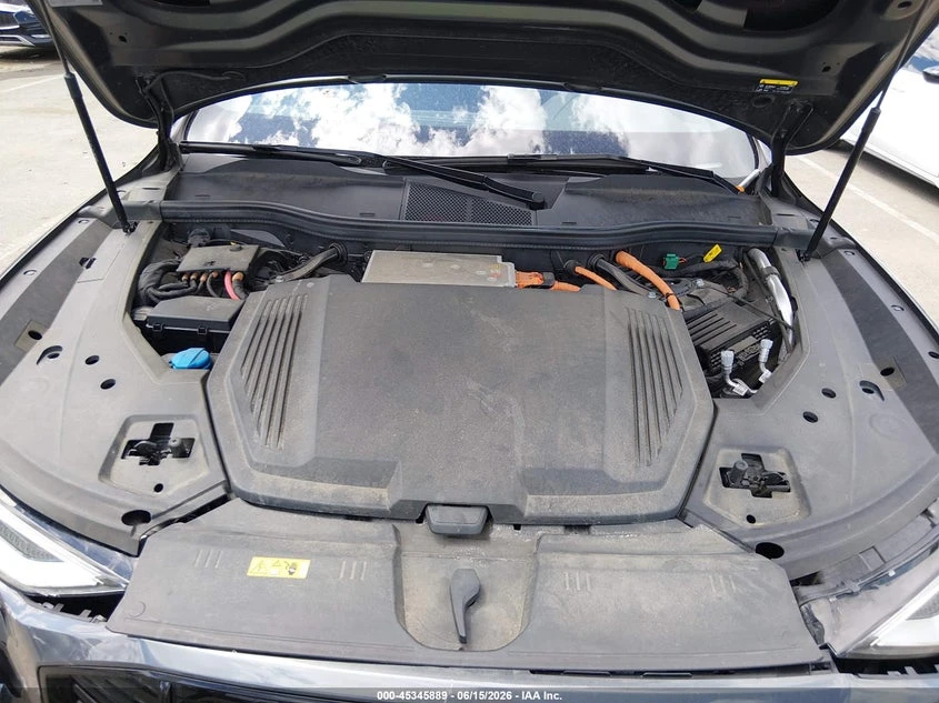 Audi E-Tron 2023 AUDI E-TRON SPORTBACK PREMIUM PLUS S LINE QUA, снимка 14 - Автомобили и джипове - 55411138