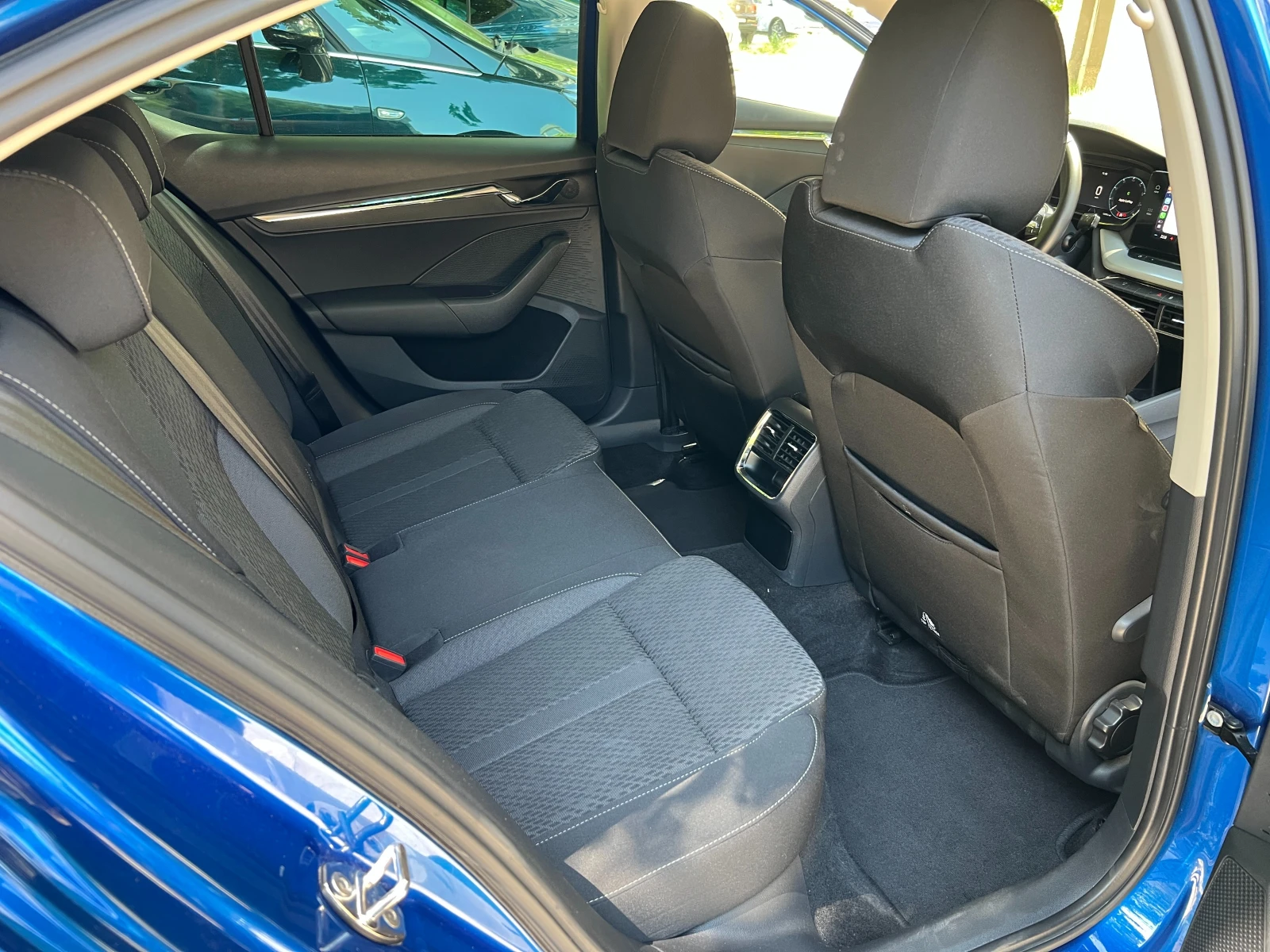 Skoda Octavia 1.5 TSI M/T, снимка 10 - Автомобили и джипове - 55508472