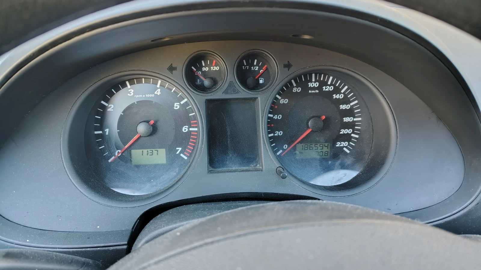 Seat Ibiza 6L ГАЗ, снимка 7 - Автомобили и джипове - 55542961