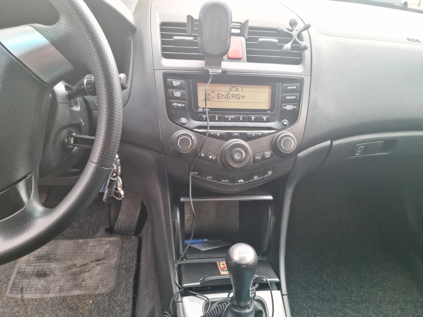 Honda Accord 7 серия, снимка 7 - Автомобили и джипове - 55709644
