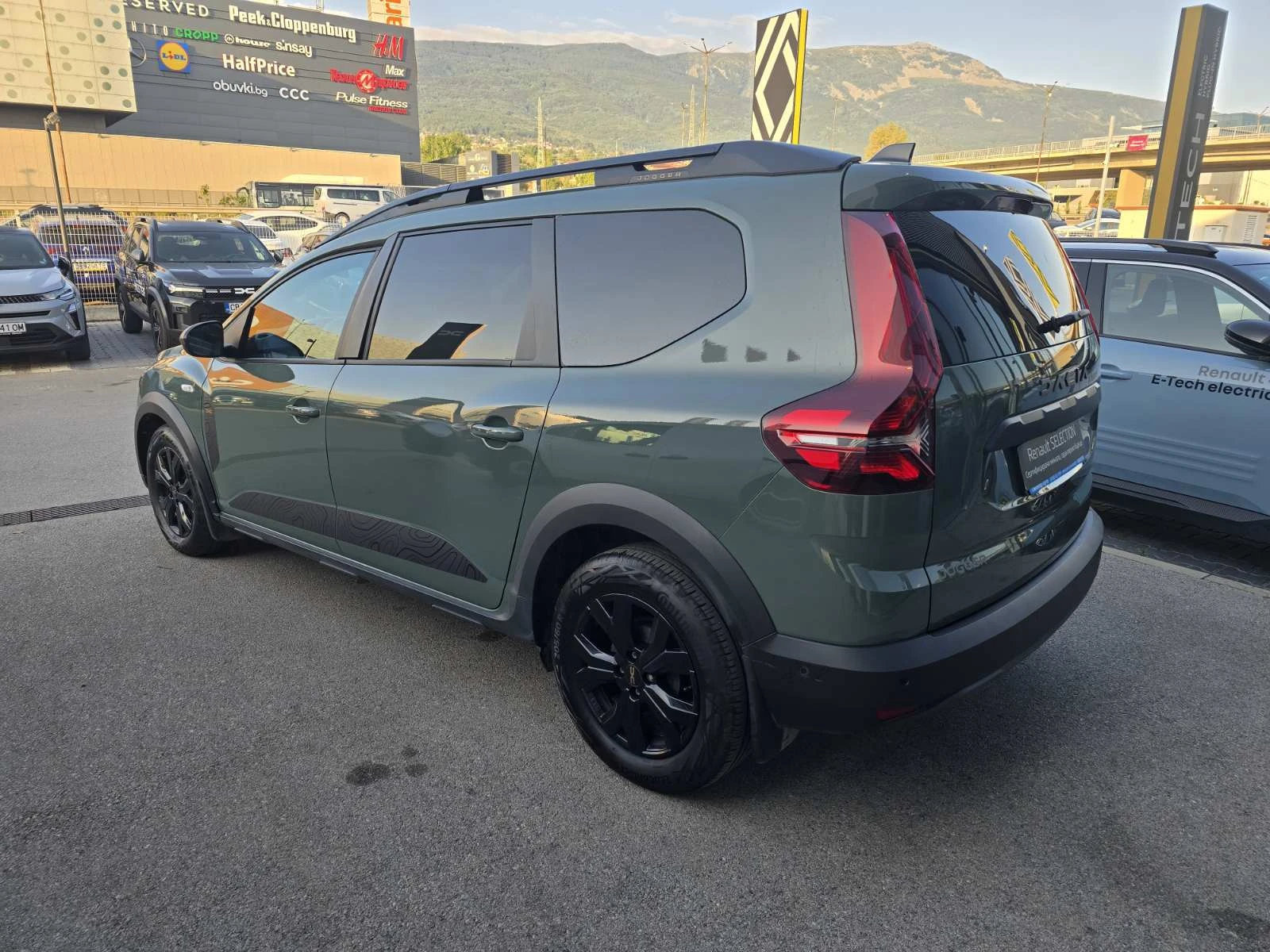 Dacia Jogger 1.0 TCe 90 Stop&Start LPG, снимка 4 - Автомобили и джипове - 55833722