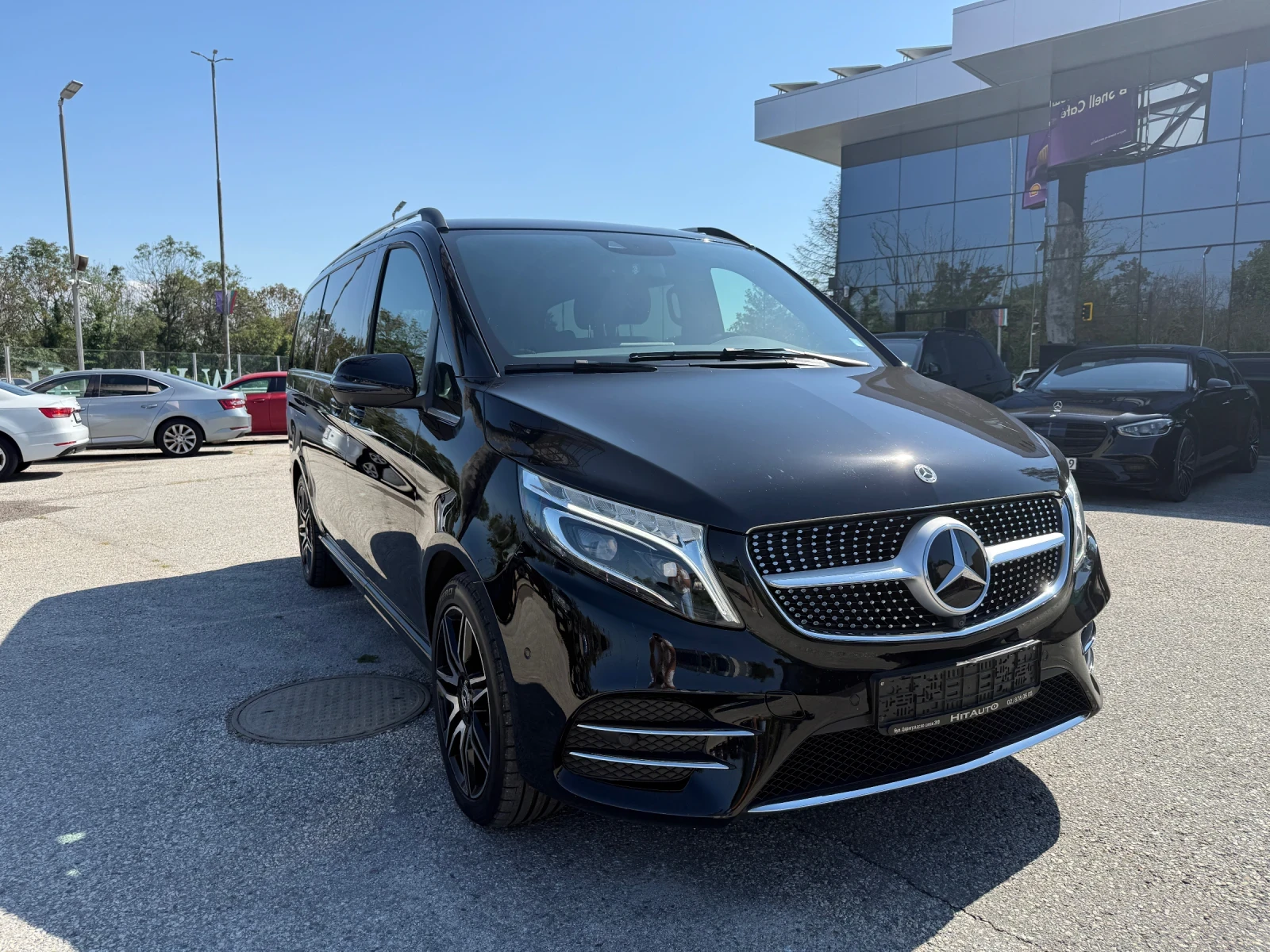 Mercedes-Benz V 300 d 4Matic Extra Long ГАРАНЦИЯ, снимка 3 - Автомобили и джипове - 55845905