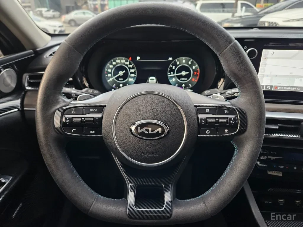Kia K5 NOBLESSE* FULL* 360 КАМЕРИ* ДИСТРОНИК* КРАЙНА ЦЕНА, снимка 9 - Автомобили и джипове - 56595203
