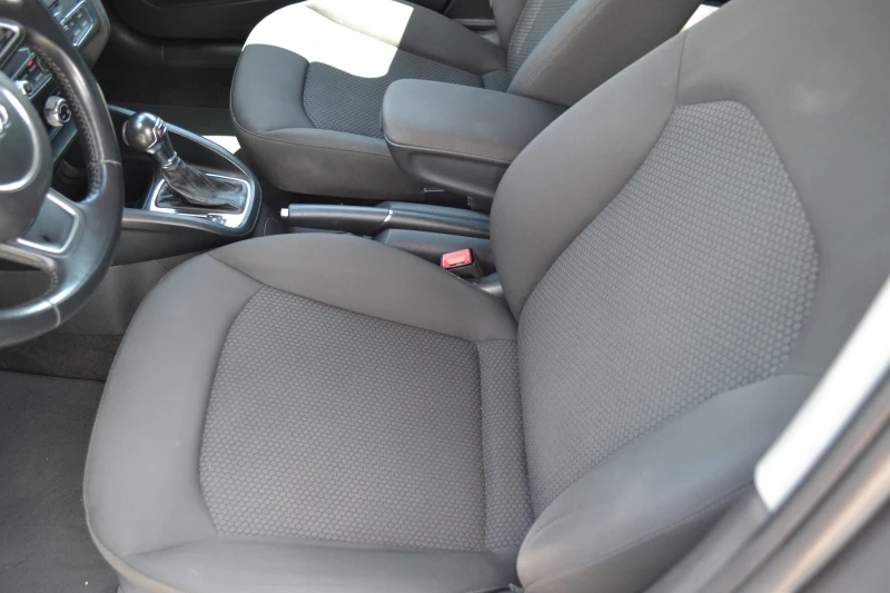 Audi A1 1.6TDI-S line, снимка 10 - Автомобили и джипове - 50289980