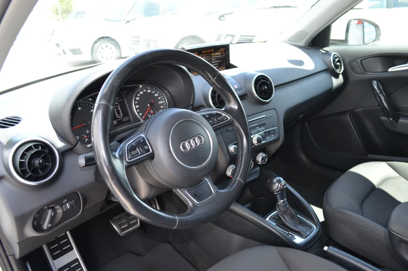 Audi A1 1.6TDI-S line, снимка 11 - Автомобили и джипове - 50289980