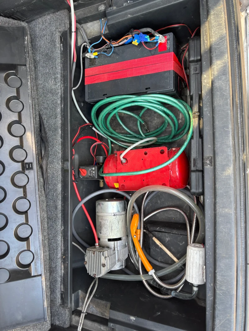 Mitsubishi Pajero 3.2 DI-D, снимка 14 - Автомобили и джипове - 51137582