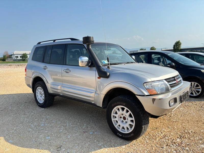 Mitsubishi Pajero 3.2 DI-D, снимка 2 - Автомобили и джипове - 51137582