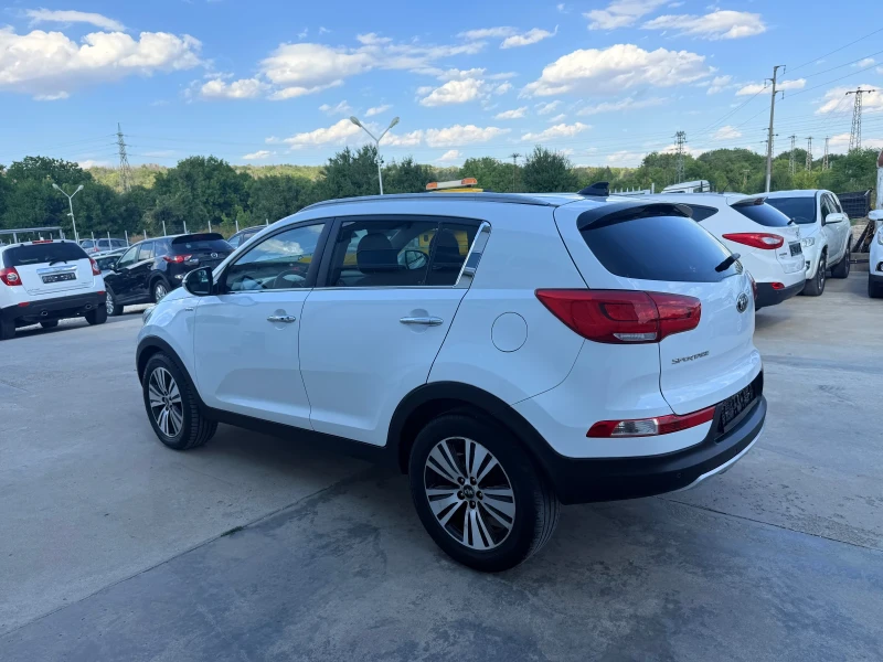 Kia Sportage 2.0crdi * 4x4* Avtom* Led* Koja* UNIKAT* , снимка 4 - Автомобили и джипове - 51229642