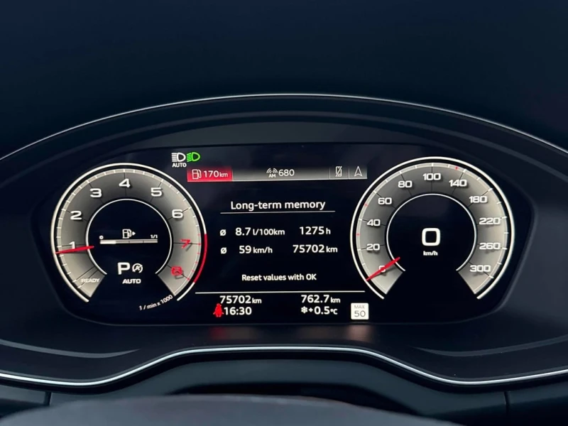 Audi Q5 * Technik * CARFAX * БЕЗ ПЪРВОНАЧАЛНА ВНОСКА, снимка 8 - Автомобили и джипове - 53307945