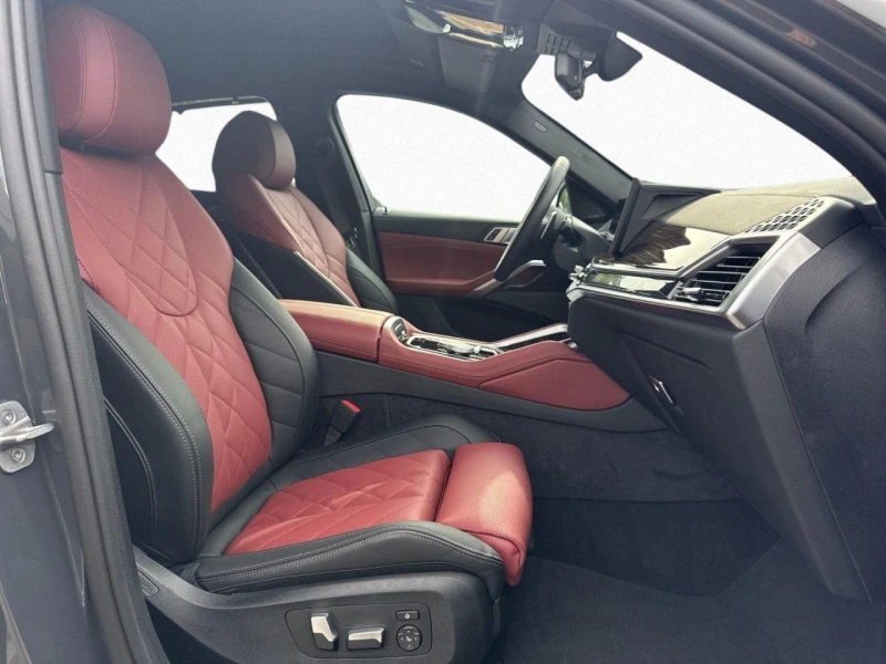 BMW X6 40i/xDrive/M-SPORT/ICONIC GLOW/PANO/H&K/HEAD UP/, снимка 12 - Автомобили и джипове - 53532434