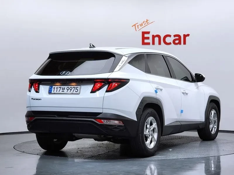 Hyundai Tucson Diesel 2.0 2Wd Modern, снимка 2 - Автомобили и джипове - 55088041