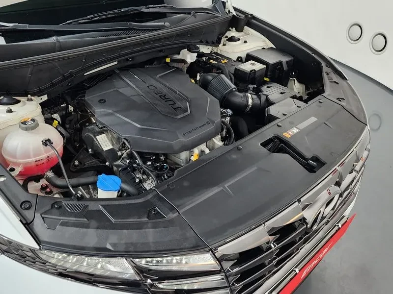 Hyundai Tucson Diesel 2.0 2Wd Modern, снимка 6 - Автомобили и джипове - 55088041