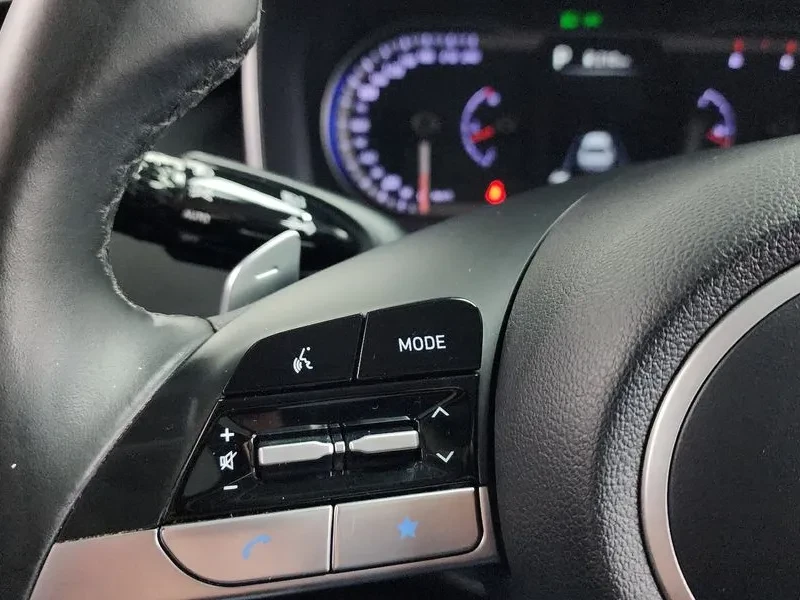 Hyundai Tucson Diesel 2.0 2Wd Modern, снимка 17 - Автомобили и джипове - 55088041
