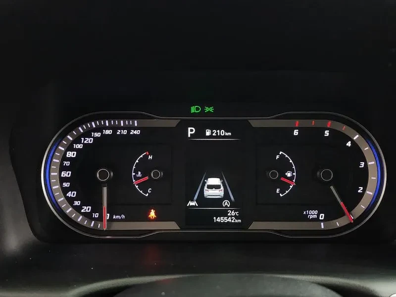 Hyundai Tucson Diesel 2.0 2Wd Modern, снимка 8 - Автомобили и джипове - 55088041