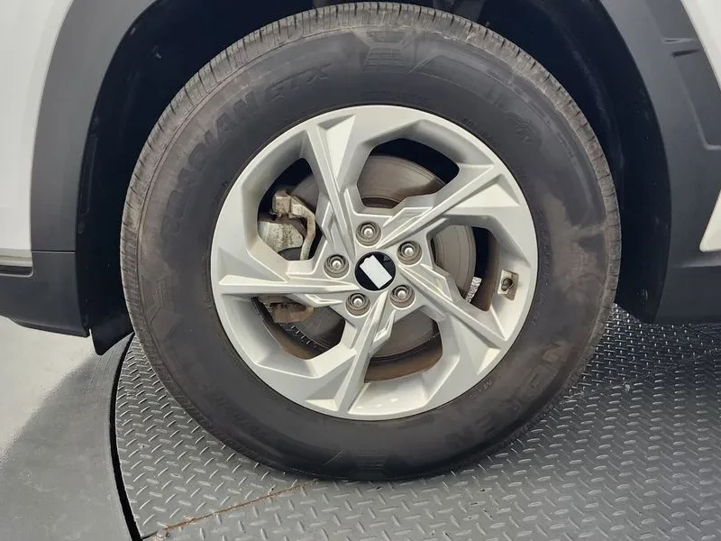 Hyundai Tucson Diesel 2.0 2Wd Modern, снимка 5 - Автомобили и джипове - 55088041