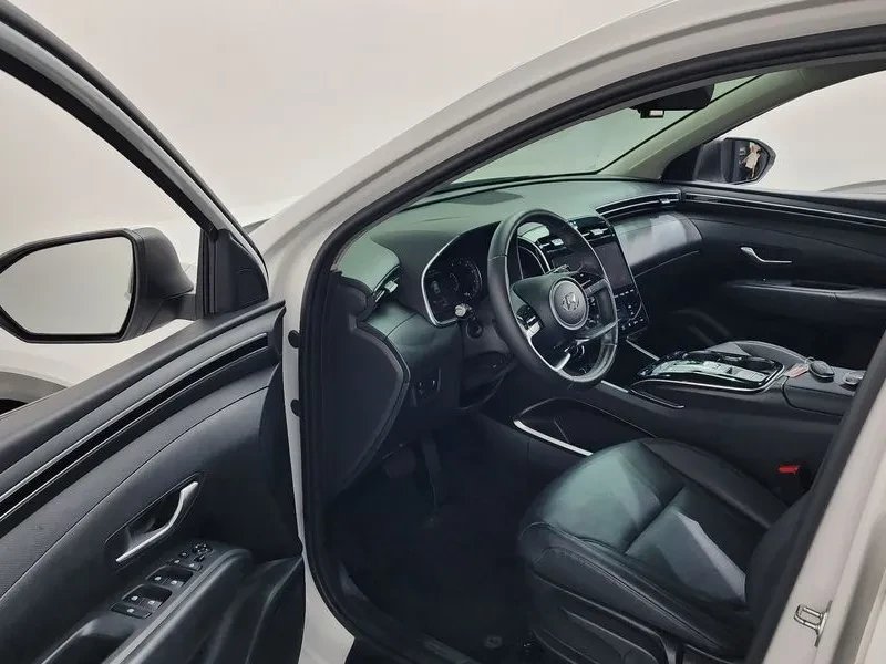 Hyundai Tucson Diesel 2.0 2Wd Modern, снимка 10 - Автомобили и джипове - 55088041