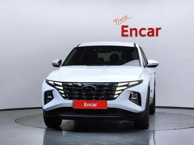 Hyundai Tucson Diesel 2.0 2Wd Modern, снимка 3 - Автомобили и джипове - 55088041
