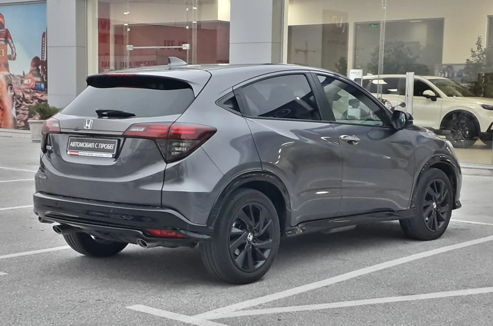 Honda Hr-v 1.5 i-VTEC Sport Turbo MT - изображение 6