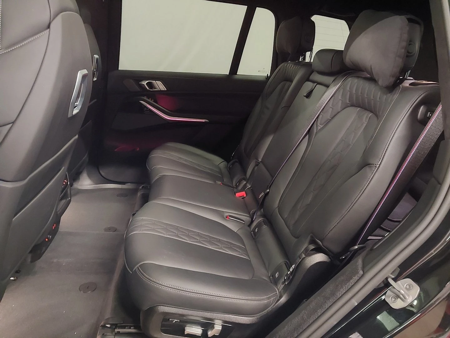 BMW X7 M SPORT PRO* XDRIVE* SWAROWSKI* SKY LOUNGE* 360*  - изображение 10