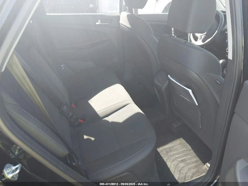 Hyundai Tucson 2l Value - изображение 8