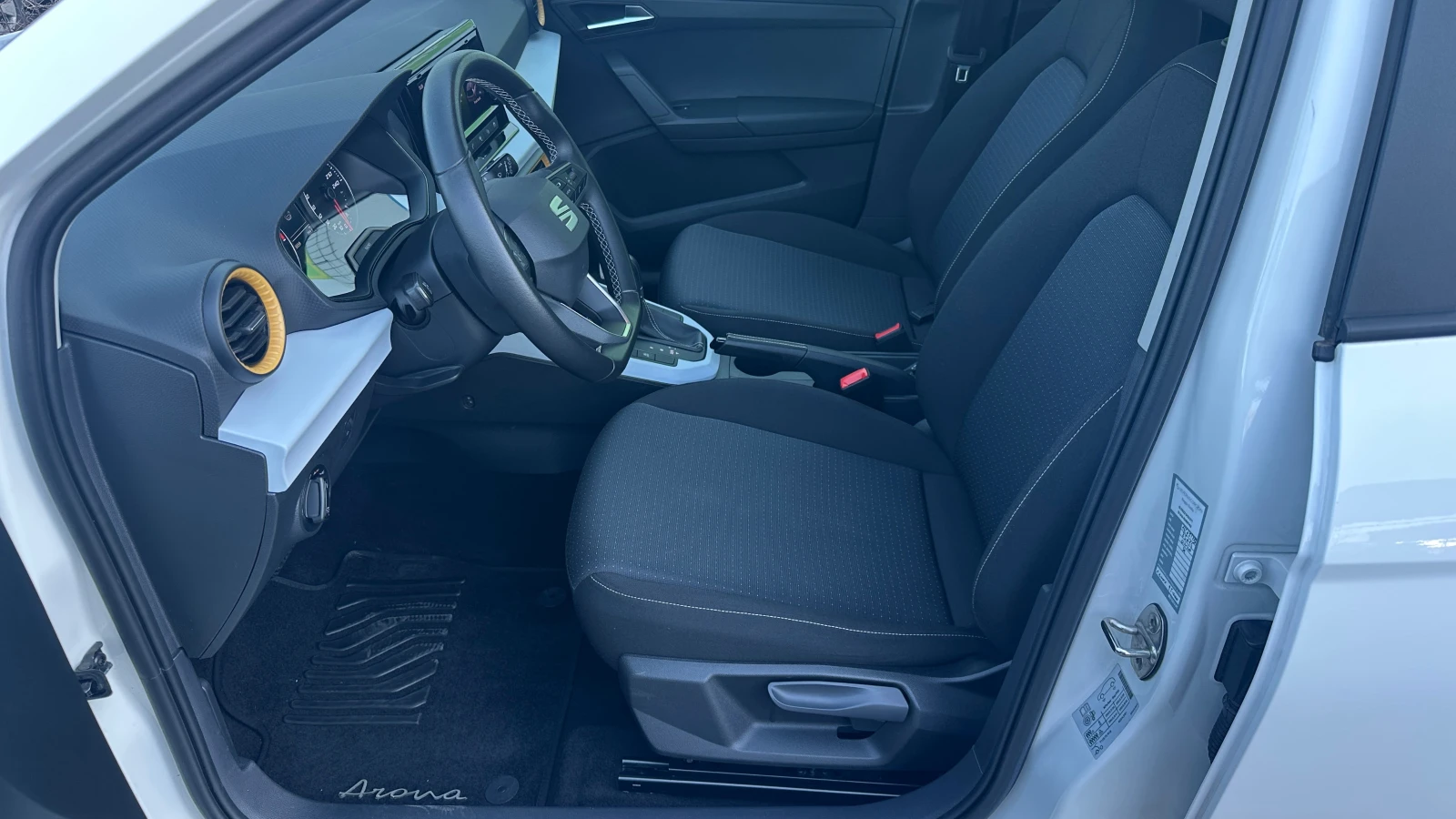 Seat Arona 1.0 TSI Automatic Face Lift, снимка 8 - Автомобили и джипове - 53799963