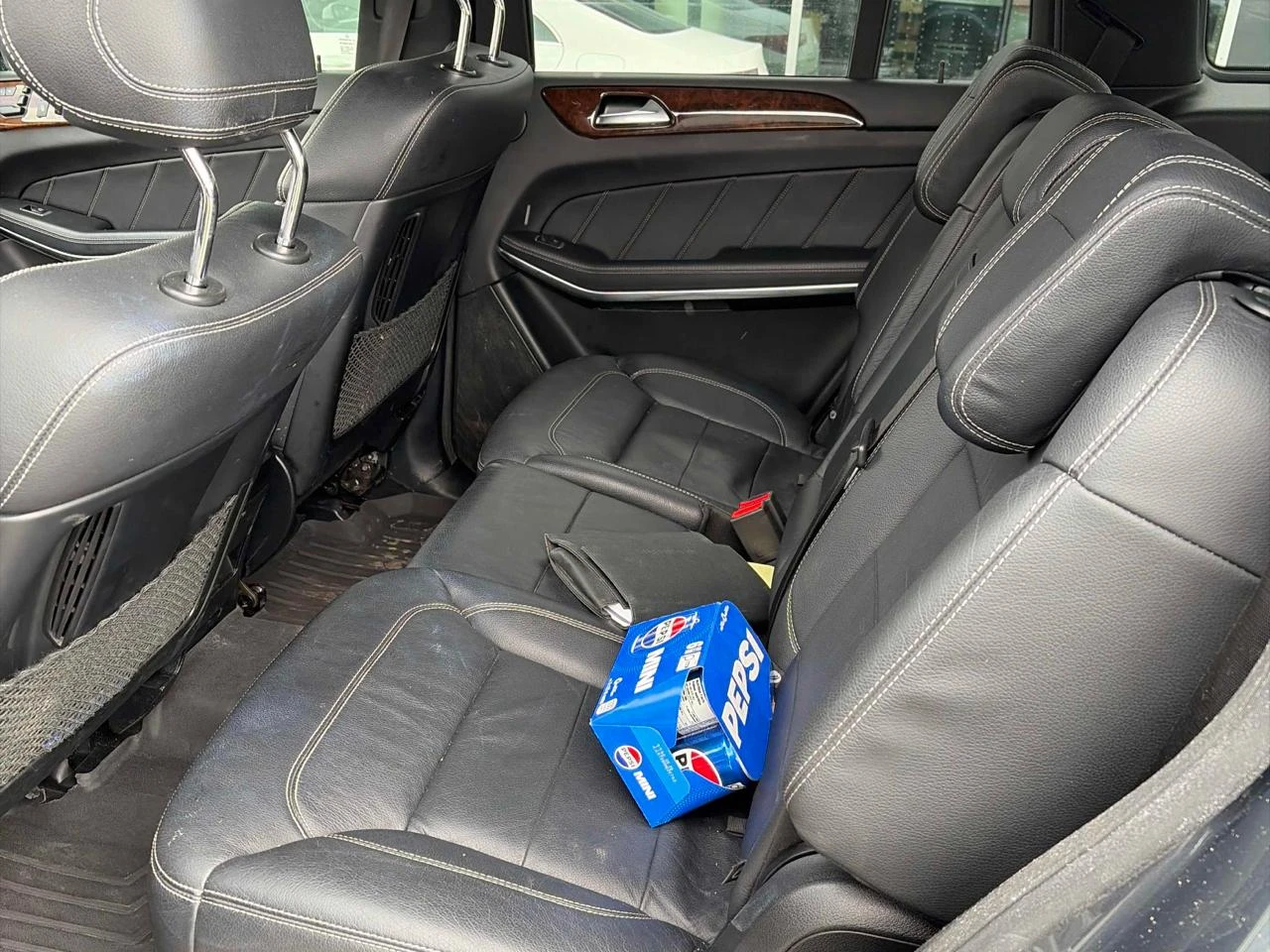 Mercedes-Benz GL 350 d* AMG* Distr* 360* Обдухване* Вакуум* 2ри чифт* , снимка 9 - Автомобили и джипове - 54034065