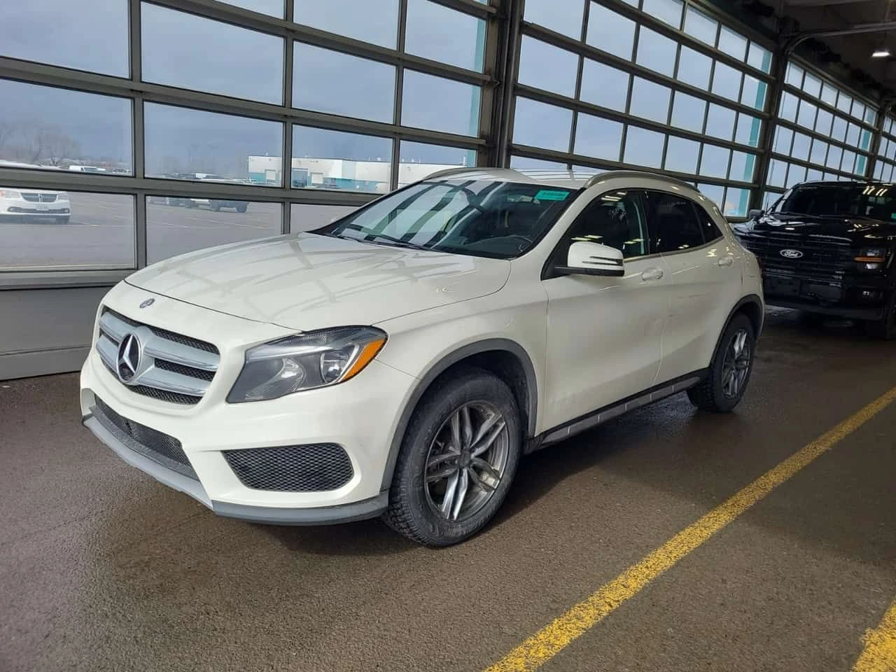 Mercedes-Benz GLA 250 4MATIC * AMG PACK* ПОДГРЕВИ* КАМЕРА* 