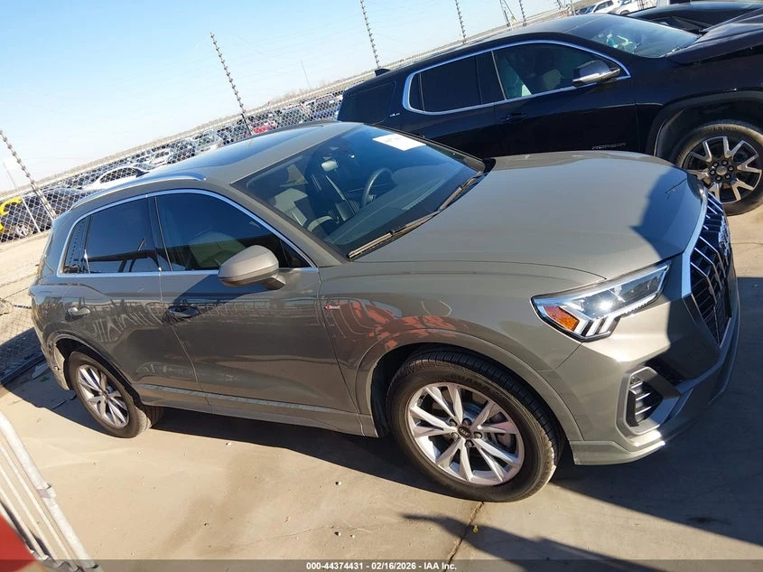 Audi Q3 2.0l Premium Plus 45 Tfsi S Line Quattro Tiptronic, снимка 13 - Автомобили и джипове - 54219466