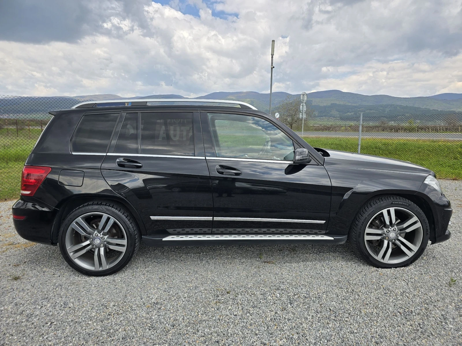 Mercedes-Benz GLK 220 CDI AMG 4 MATIC FULL ЕКСТРИ ПЕРФЕКТЕН, снимка 3 - Автомобили и джипове - 54479181