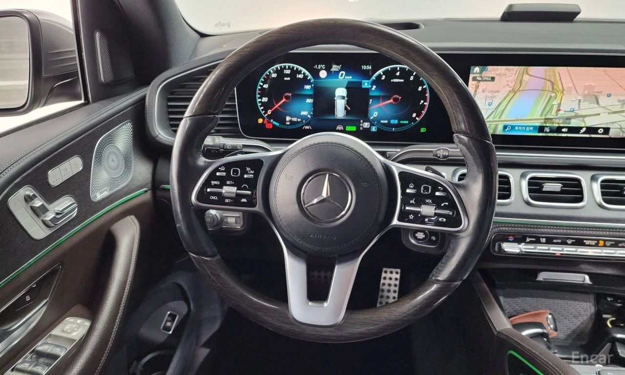 Mercedes-Benz GLS580 BURMESTER* ХЕДЪП* ОБДУХВАНЕ* МАСАЖ* , снимка 8 - Автомобили и джипове - 54743834
