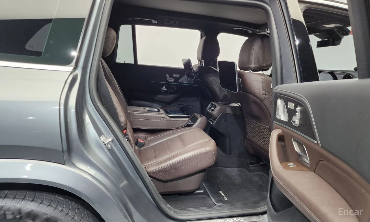 Mercedes-Benz GLS580 BURMESTER* ХЕДЪП* ОБДУХВАНЕ* МАСАЖ* , снимка 16 - Автомобили и джипове - 54743834