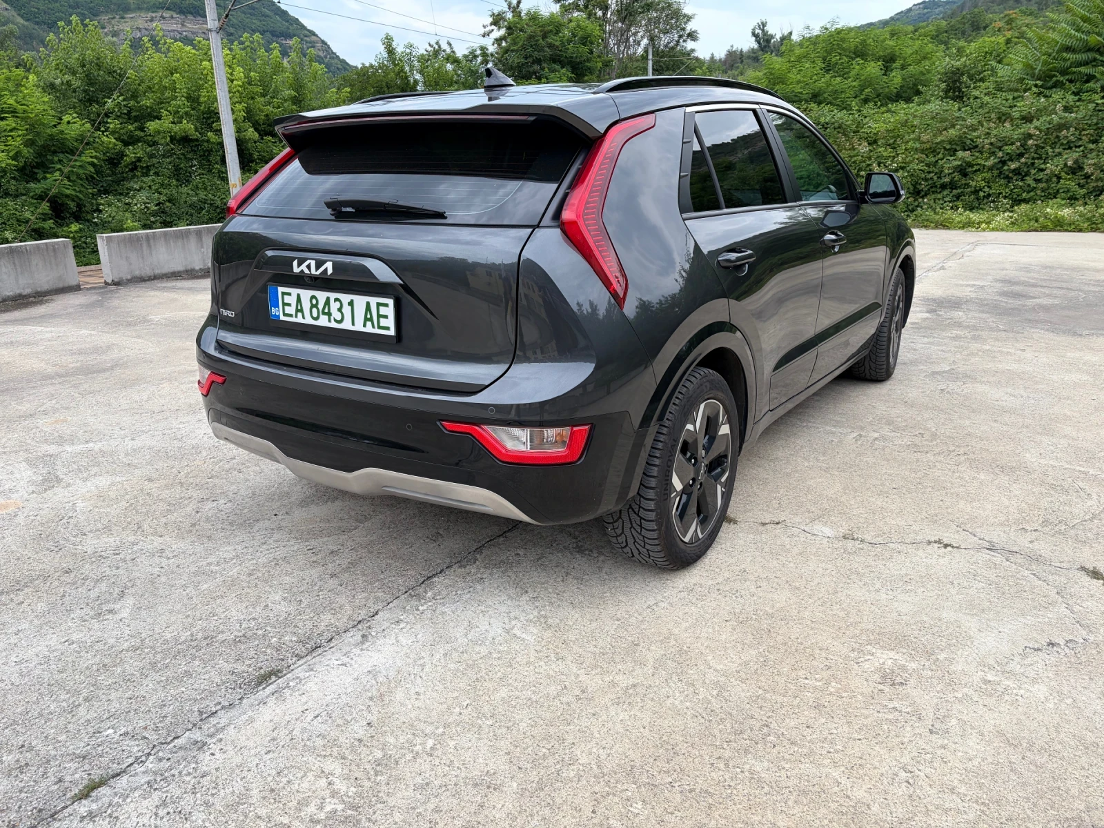 Kia Niro, снимка 3 - Автомобили и джипове - 55014429