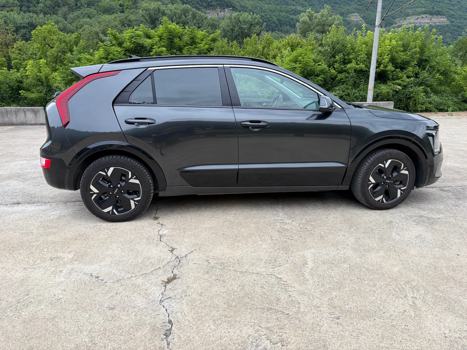 Kia Niro, снимка 4 - Автомобили и джипове - 55014429