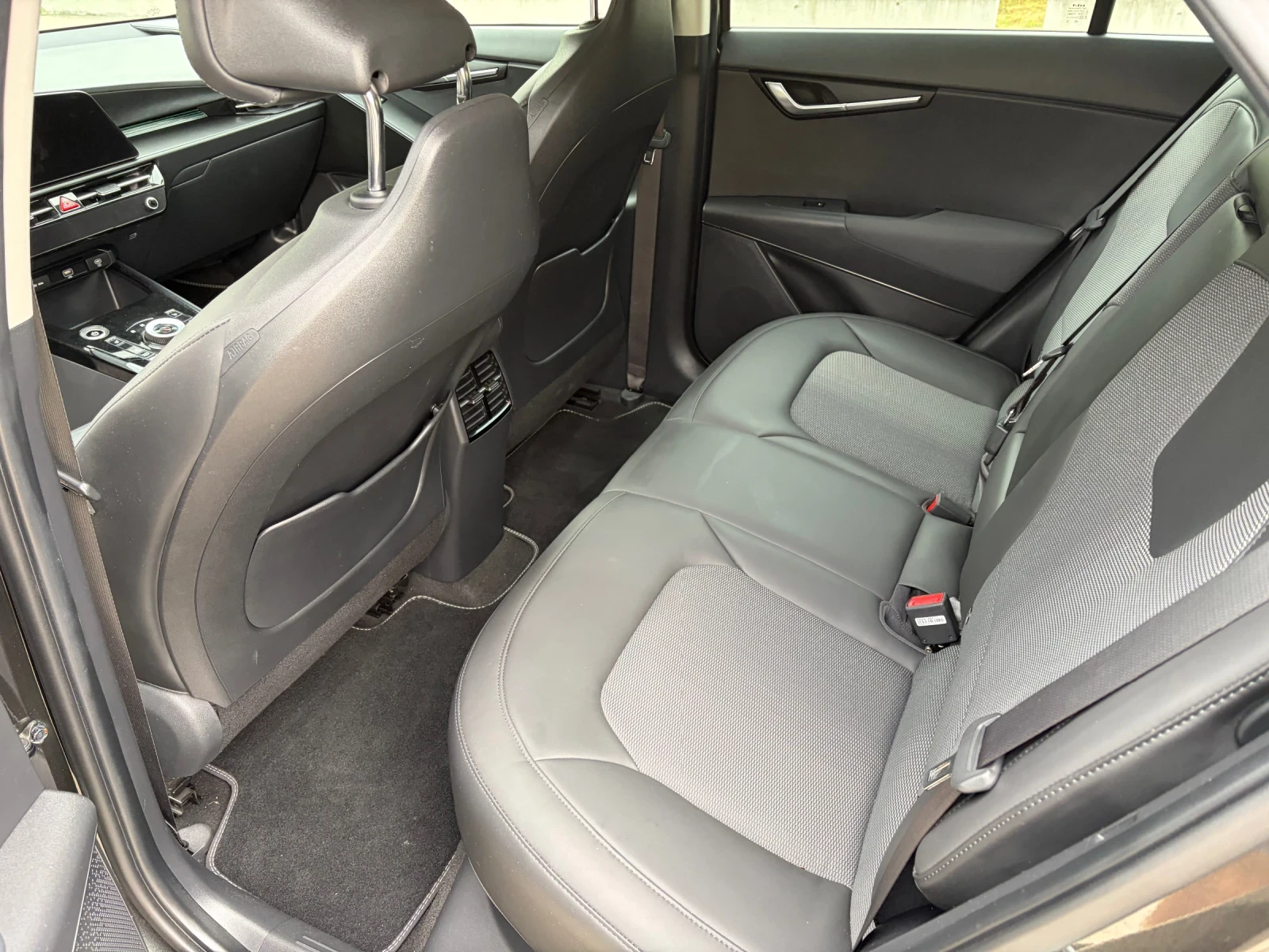 Kia Niro, снимка 7 - Автомобили и джипове - 55014429