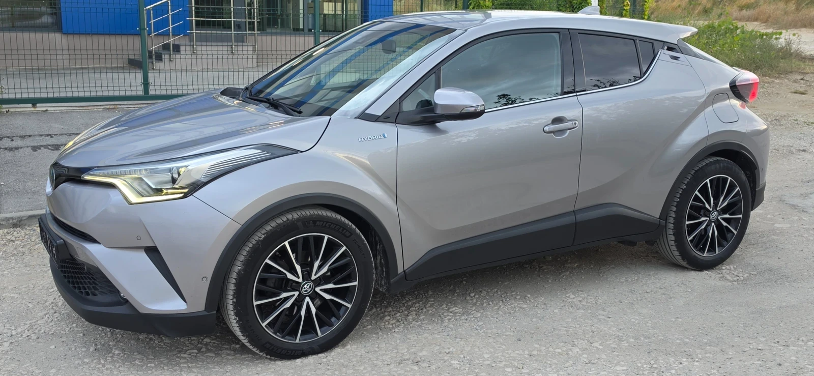 Toyota C-HR 1.8, Кожа, Дистроник, Холандия, снимка 10 - Автомобили и джипове - 55425298